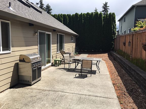 4th image of 3004 NE 87th Ave