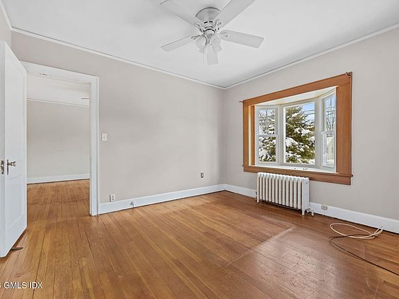 5th image of 23 Thornhill Rd #1