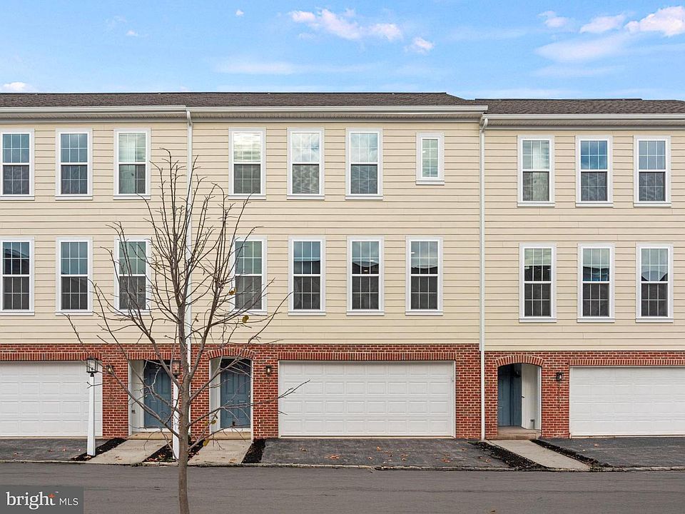 1st image of 4112 Leroy Dr