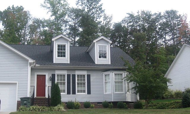 1st image of 726B Oleander Dr #B
