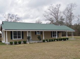 525 Sones Chapel Rd, Carriere, MS 39426