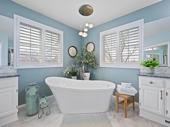 4th image of 5312 N Hickory Tree Way