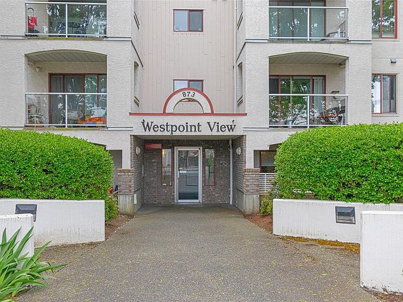 4th image of 873 Esquimalt Rd #107