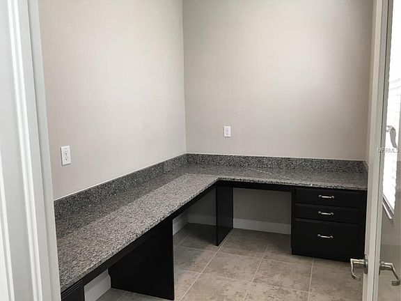 4th image of 10203 Count Fleet Dr