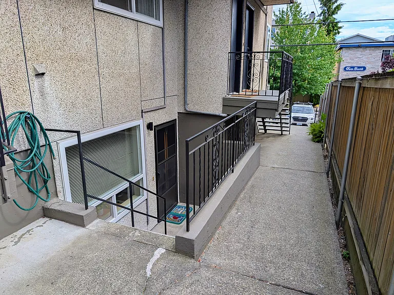 2216 NW 59th St #1 — Photo 1