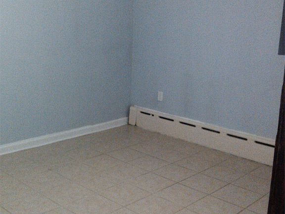 5th image of 20 Sedgwick Ave #1