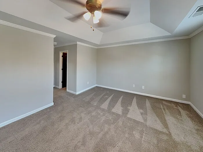 1048 Regency Dr — Photo 9