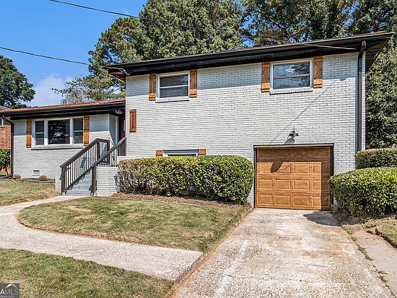 2nd image of 2508 Fontaine Cir