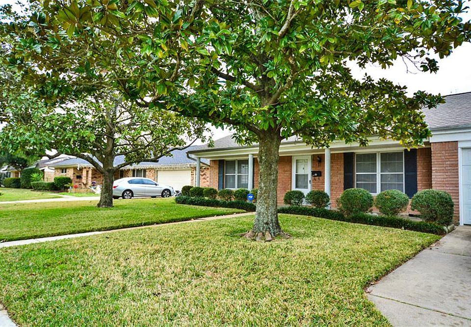 1st image of 5523 Dawnridge Dr
