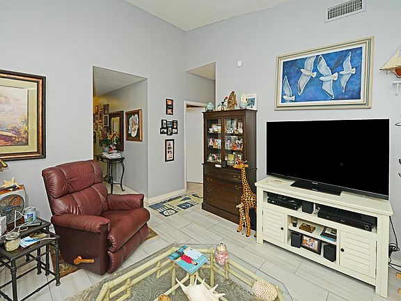 3rd image of 3583 Willa Way APT D