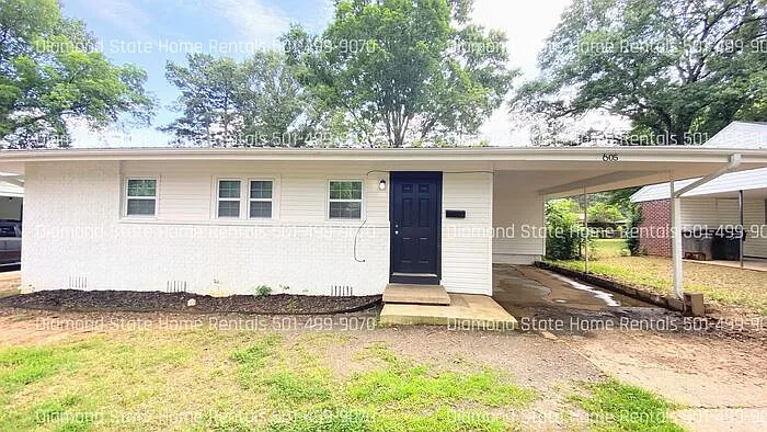 605 Hill St — Photo 1