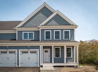 5 Dow Brook Cir #EUA-49, Ipswich, MA 01938