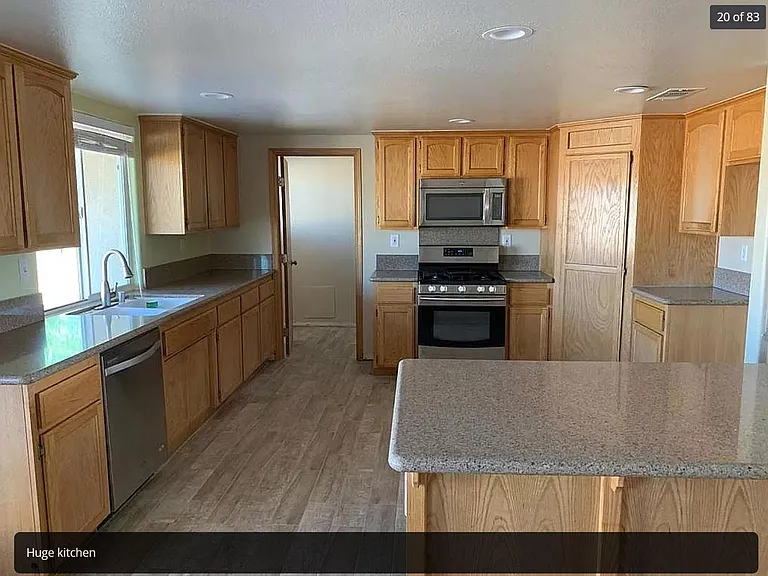 9822 Hawthorne Ave — Photo 22