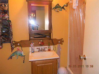 5th image of 2801 W Oliver Dr