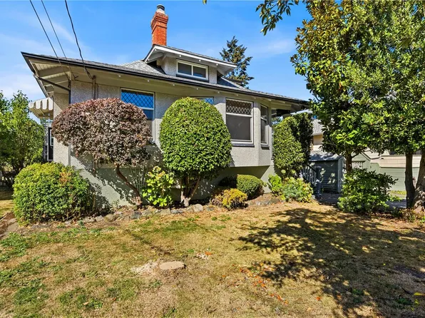 1360 Lang St, Victoria, BC V8T 2S5