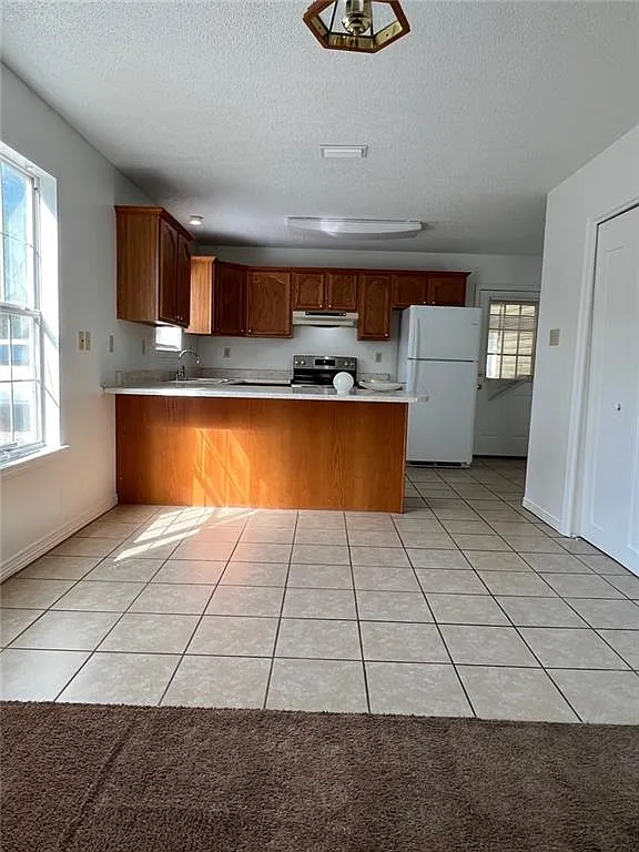 2 bed, 1.5 bath, 1100 sqft, $1,200 — Photo 4