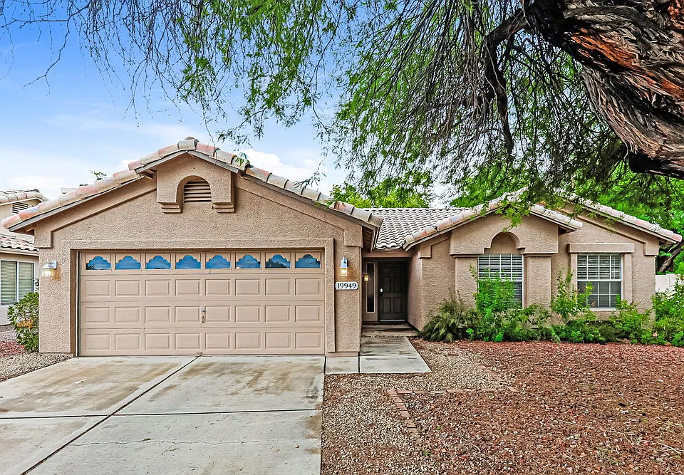 19949 N 75th Dr
