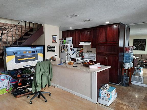 5th image of 2265 Medallion Dr