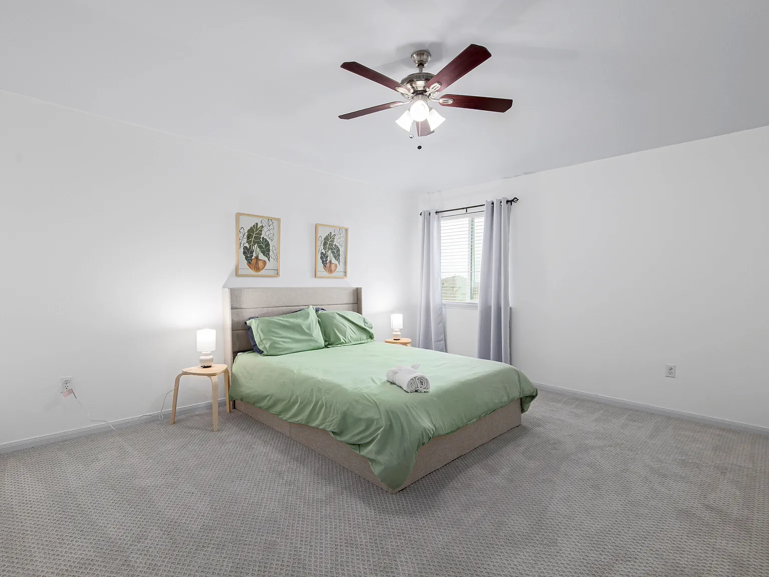 4 bed, $4,600 — Photo 2