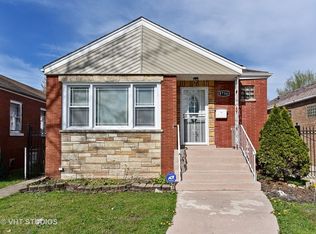 8754 S Paxton Ave, Chicago, IL 60617