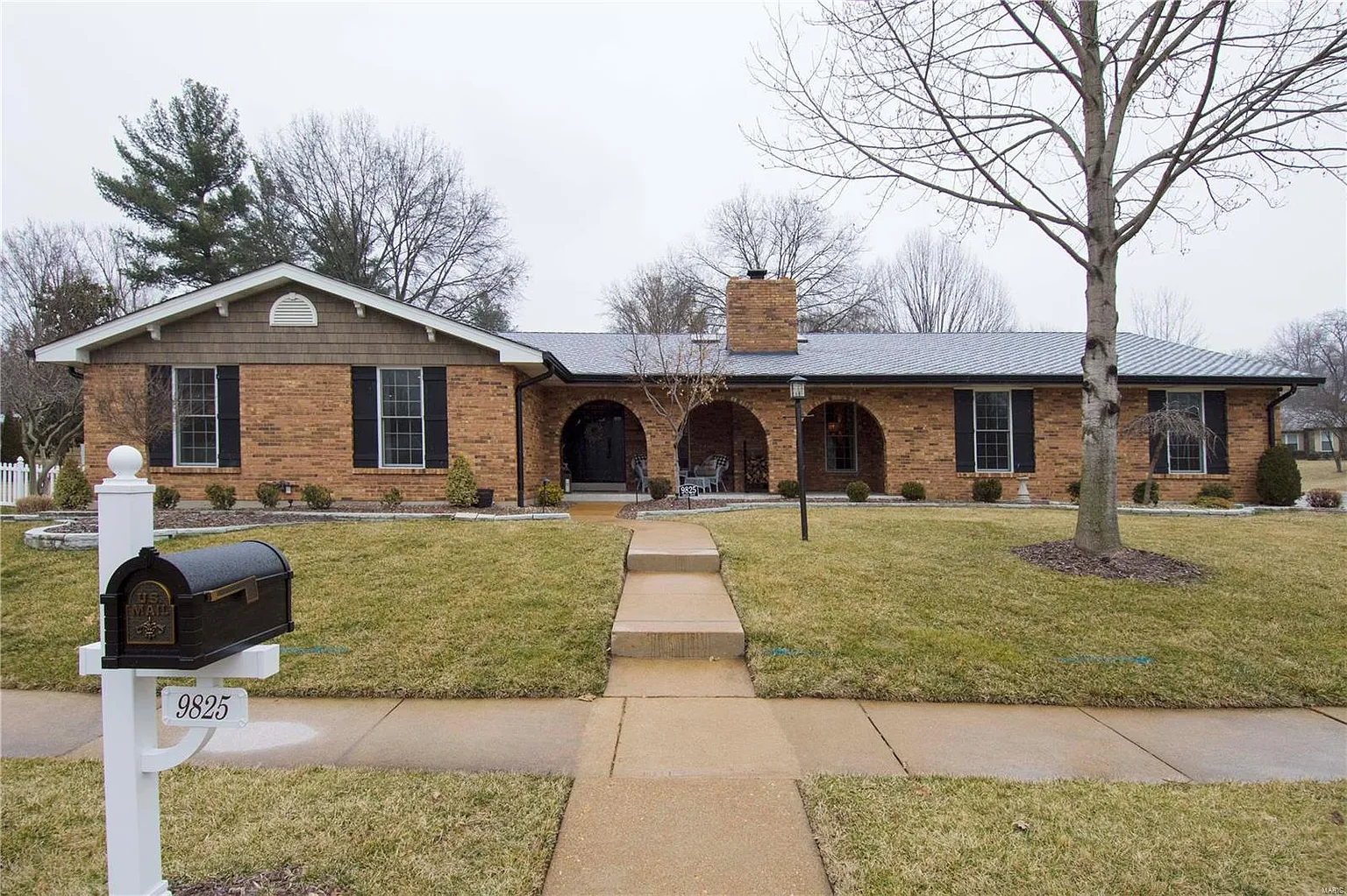 9825 Gerald Dr photo 1