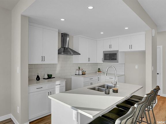 4th image of 321 Cockcroft Street