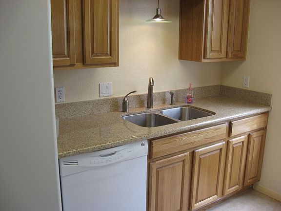 2nd image of 3745 Riviera Dr APT 3