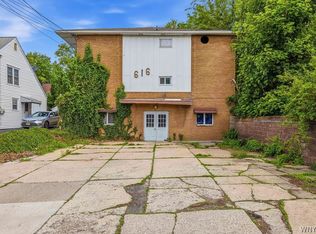 616 Chestnut Ave, Niagara Falls, NY 14305