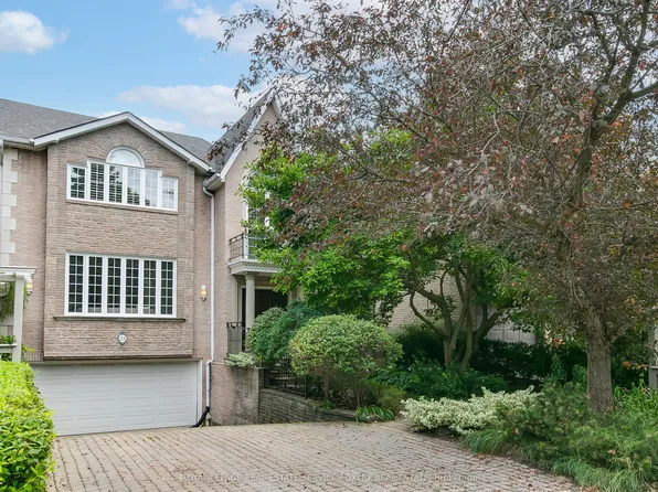 21 Astley Ave, Toronto, ON M4W 3B3