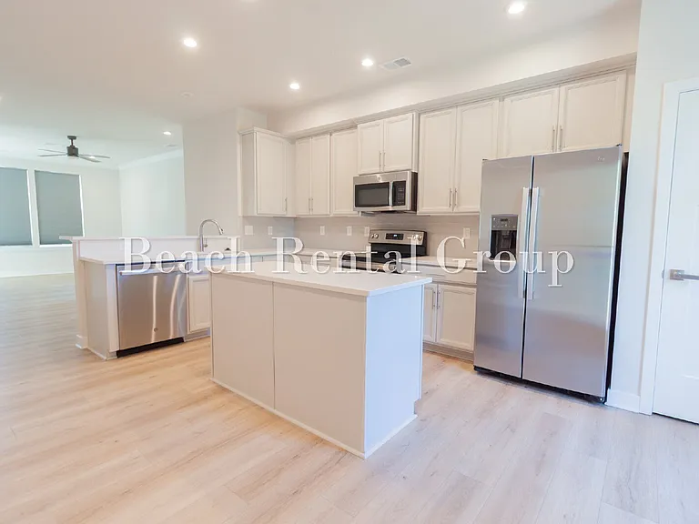 303 Golan Cir #F — Photo 11