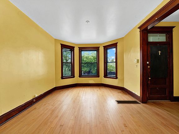 3rd image of 2611 S Millard Ave