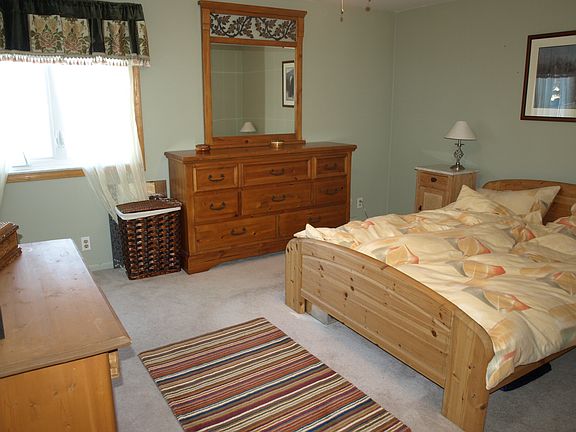 4th image of 315 Lange Dr