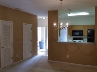 821 Southern Creek Dr, Saint Johns, FL 32259
