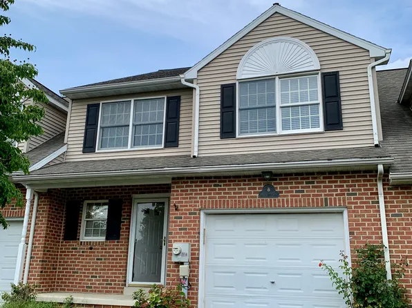 447 Society Hill Cir, Mountville, PA 17554