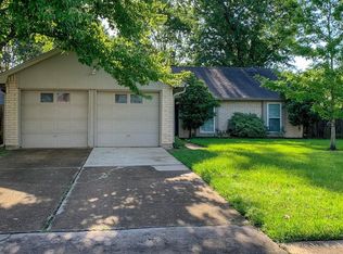 16318 Emberwood Dr, Houston, TX 77070