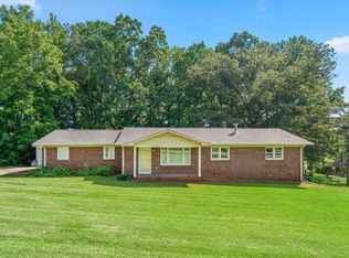 500 W Springwood Dr, Seneca, SC 29672