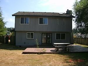 2nd image of 519 SE Stonewood Dr