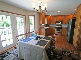 909 W Briarbrook Ln, Carl Junction, MO 64834