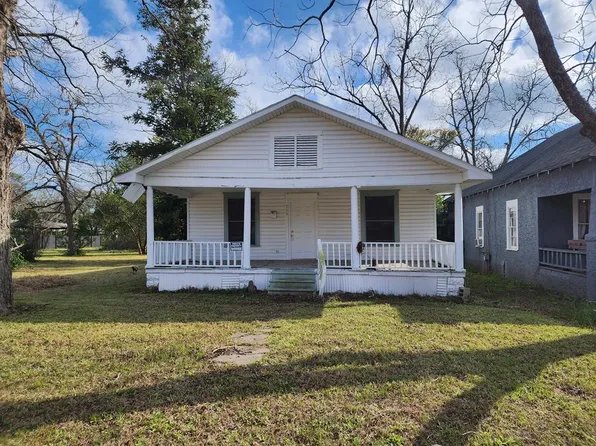 714 W Altamaha St, Fitzgerald, GA 31750