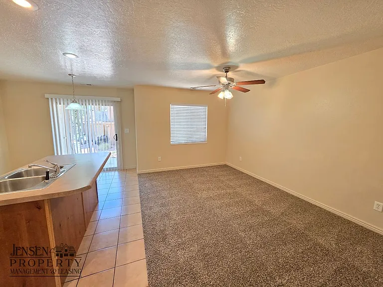 3155 S Hidden Valley Dr #177 — Photo 7