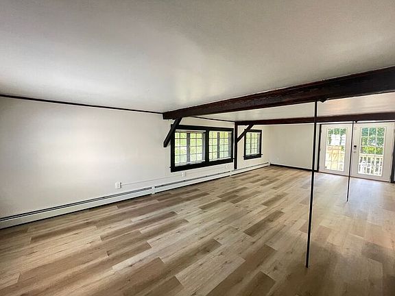 5th image of 359 Nashua St Unit 3