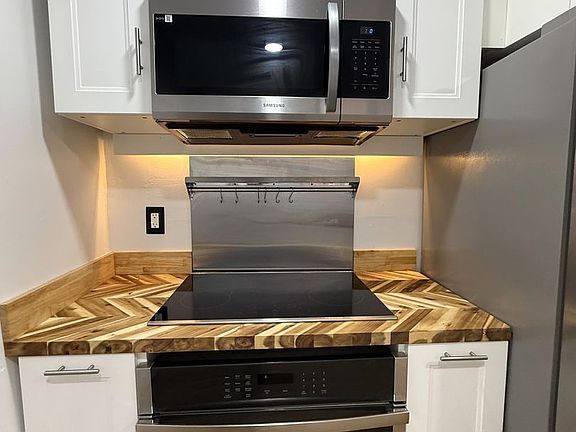 3rd image of 681 Angier Ave NE