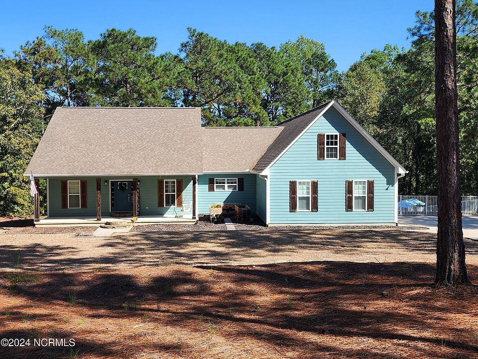 1st image of 385 Central Dr