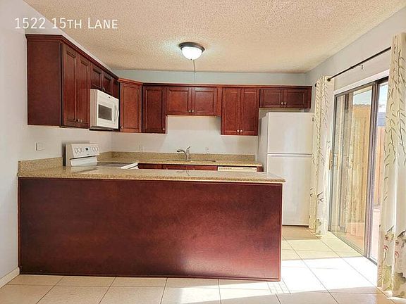 3rd image of 1522 15th Ln