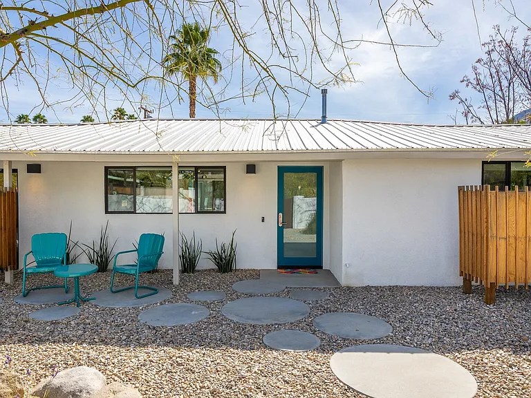 E Palo Verde Ave — Photo 44