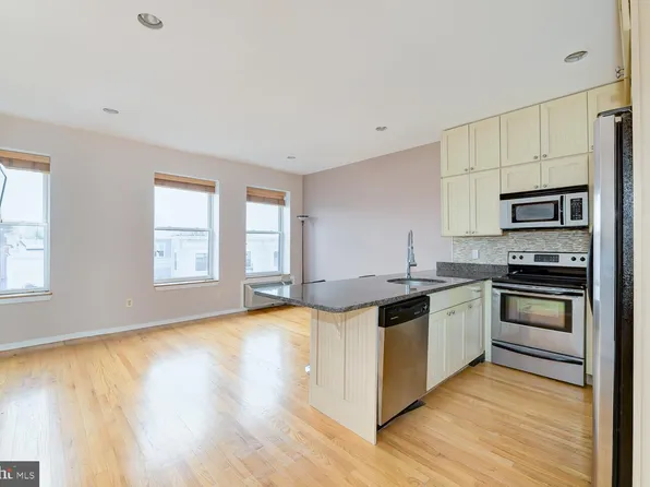 2300 18th St NW APT 301, Washington, DC 20009