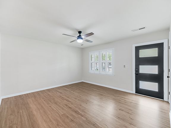 5th image of 514 Mansfield St