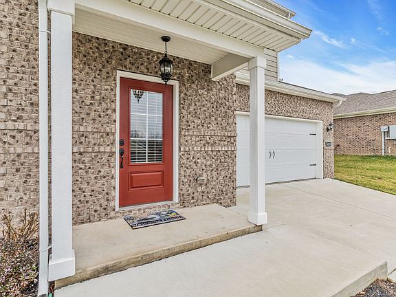 3rd image of 403 Bryce Canyon Way