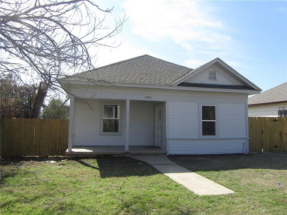 1st image of 2423 NW 27th St