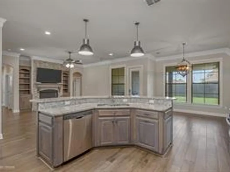 307 Ansley Cir — Photo 10